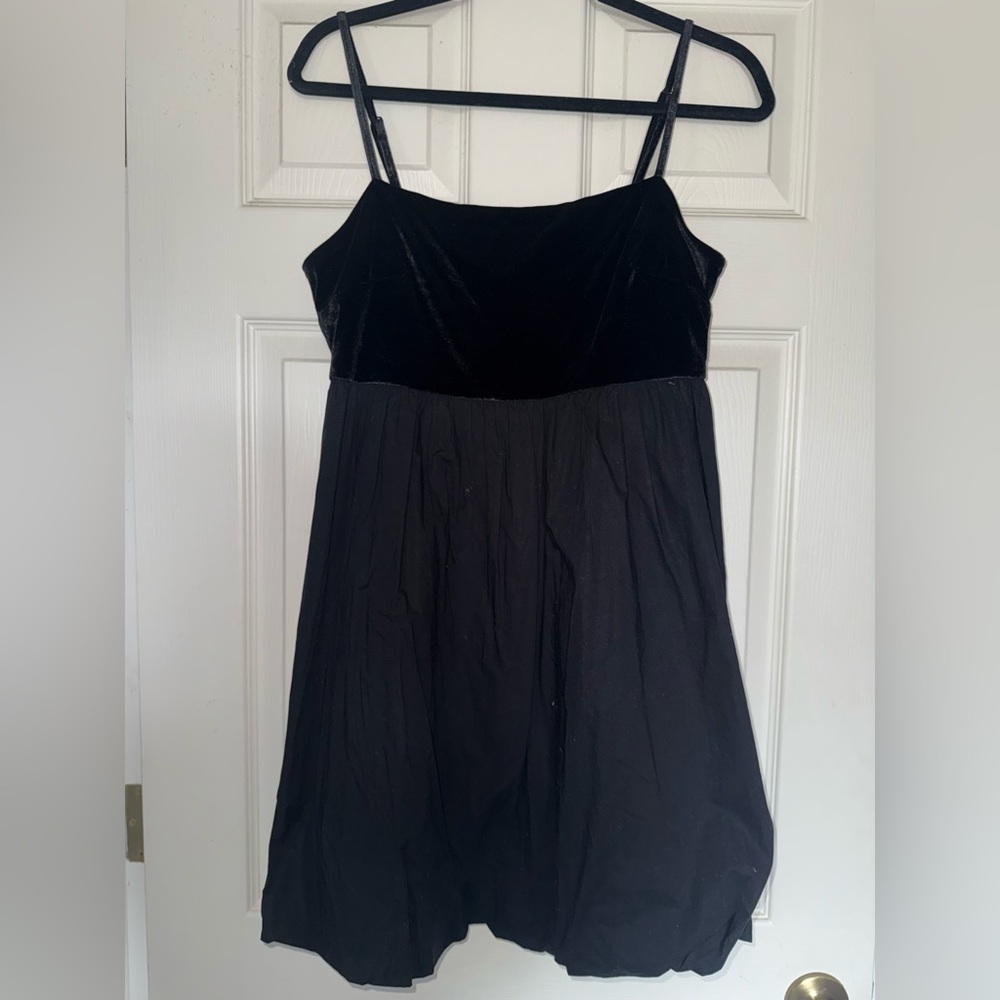 American Eagle Outfitters Black Mini Bubble Dress